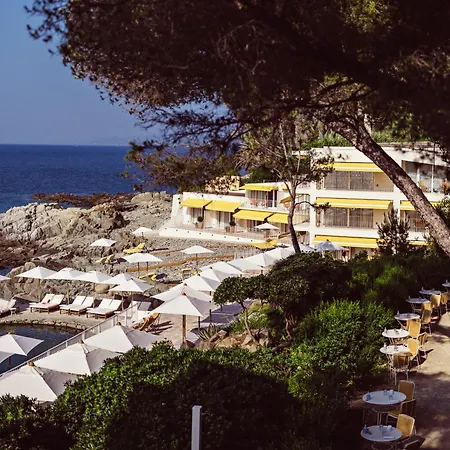 Les Roches Rouges, a Beaumier hotel-2