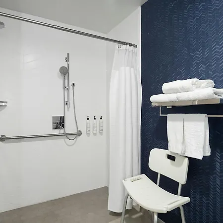 Fairfield Inn & Suites By Marriott Newark Liberty International Airport-3