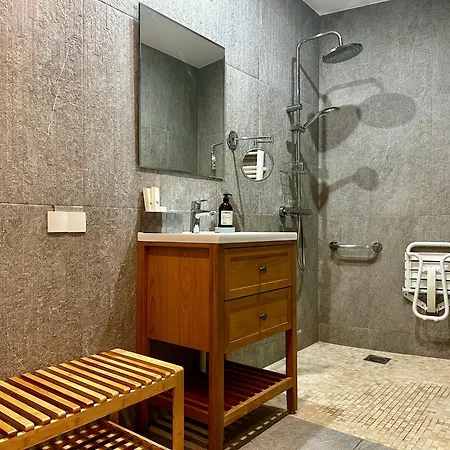 Irin Hotel-3