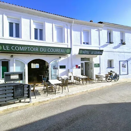 Hotel Le Coureau-3