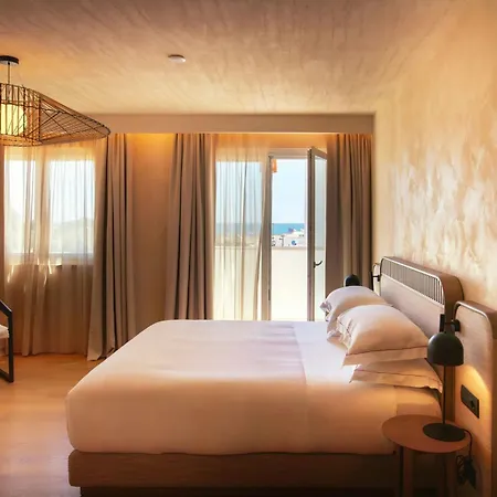 Cala Ponte, a Tribute Portfolio Hotel-3