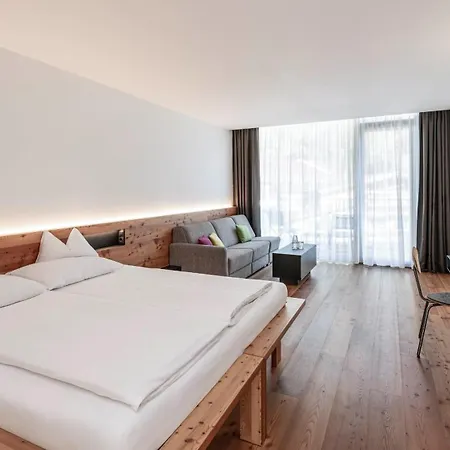 die berge lifestyle-hotel sölden-2