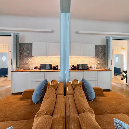 4Th Floor Bed And Breakfast-2