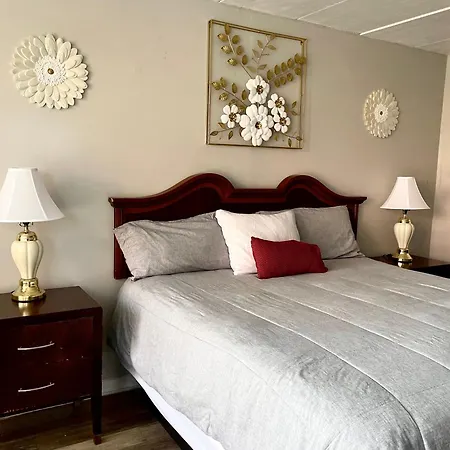 Apm Inn And Suites-2