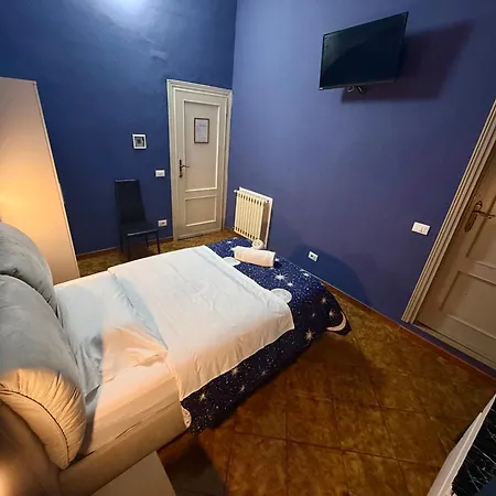 Crown Guest House-2