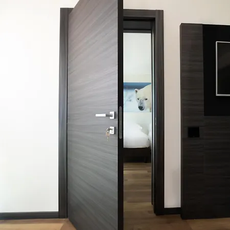 Life Hotel-3