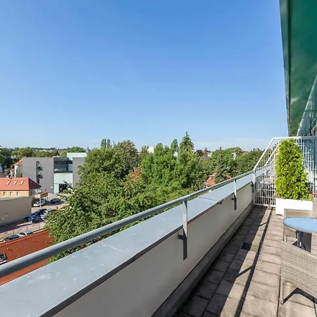 Best Western Premier Grand Hotel Russischer Hof-2