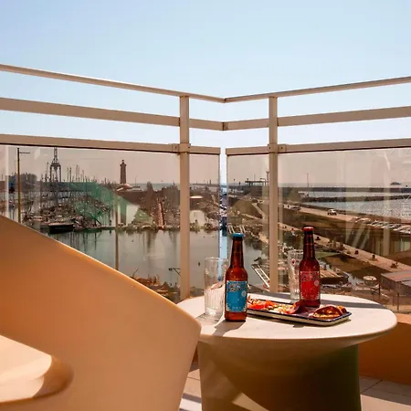 Hotel Port Marine-3