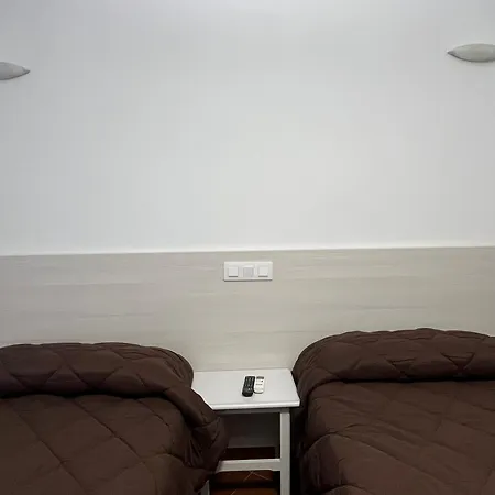 Hostal Hueso-3