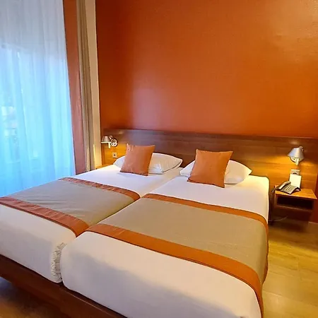 Hotel International & Terminus-2