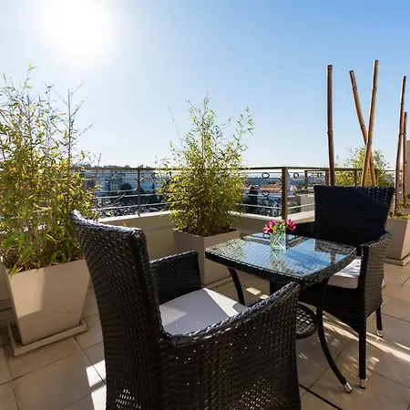Urban Suites Recoleta Boutique Hotel-3