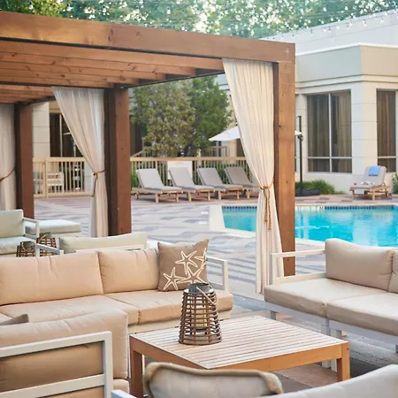 Doubletree By Hilton Dallas Market Center-3