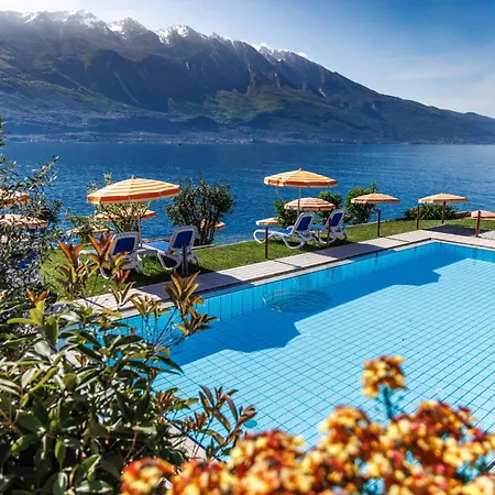 Hotel Lido Lakefront-3
