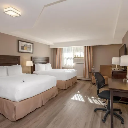 Coast Calgary Downtown Hotel & Suites By Apa-3