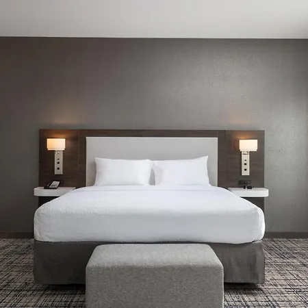 Hampton Inn & Suites Manteca-3