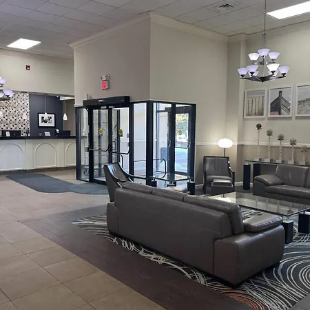 Days Inn & Suites By Wyndham Festus-3