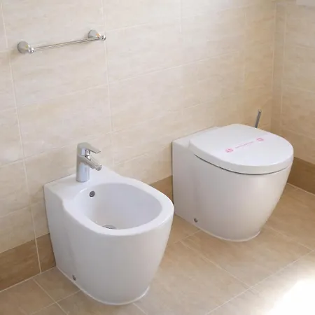 Hotel Favorita Easy Stay B&B-3