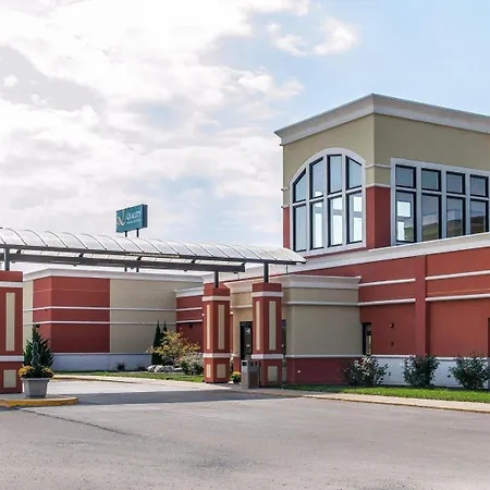 Quality Inn & Suites Mattoon South-3