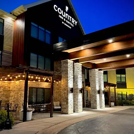 Country Inn & Suites By Radisson, Appleton Airport - Fox River Mall Area-3