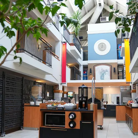 Hotel Lindbergh Par Jaro-3