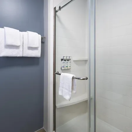 Holiday Inn Express & Suites Greenwood Mall By Ihg-3