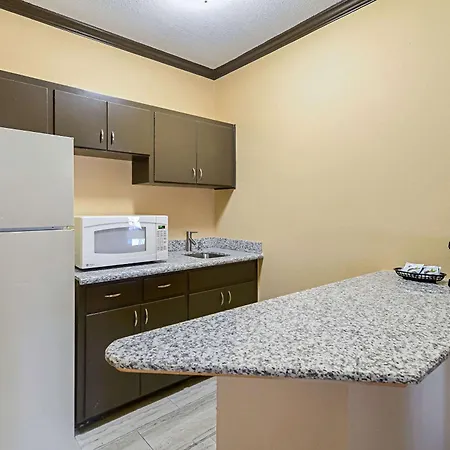 Quality Inn & Suites Lubbock South-2