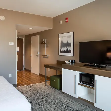 Hampton Inn & Suites St. George-2