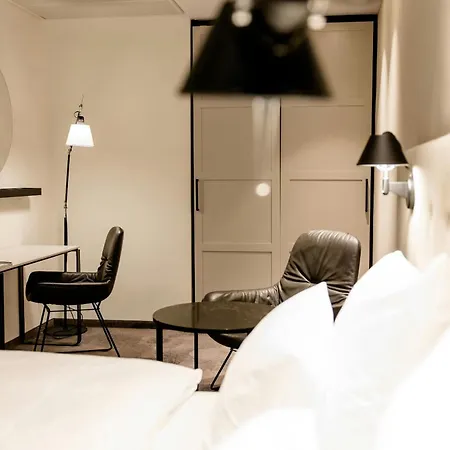 Motel One Linz-Hauptplatz-2