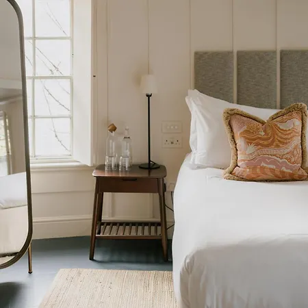 No 15 By Guesthouse, Bath-2