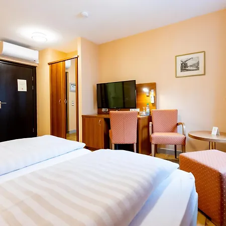 Hotel Alter Kranen-3