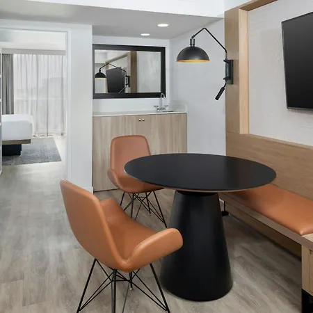 Sheraton Suites Fort Lauderdale At Cypress Creek-2
