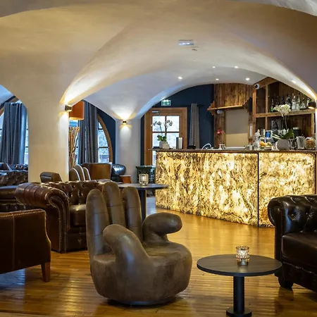 Hôtel Les Suites Du Montana-2