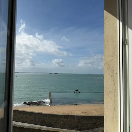Hôtel La Porte Saint Pierre-Logis Hôtel Intra Muros RÉNOVÉ en 2026-2