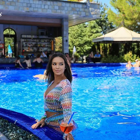 Cascadas Family Resort-2