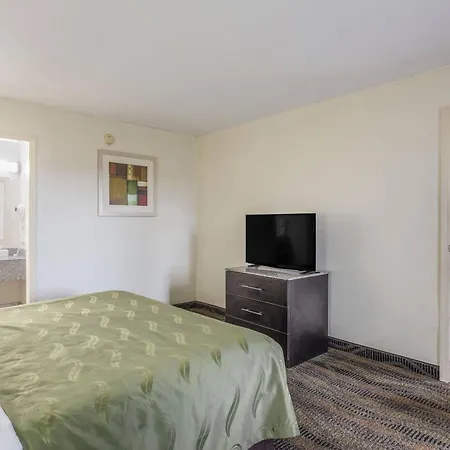 Quality Inn & Suites Conference Center Thomasville-3