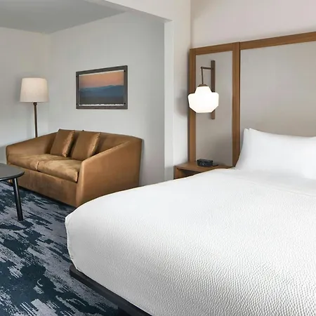 Fairfield By Marriott Inn & Suites Lagrange-3