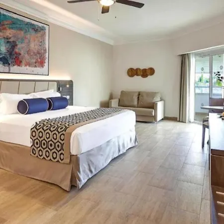 Royalton Splash Punta Cana, An Autograph Collection All-Inclusive Resort & Casino-2
