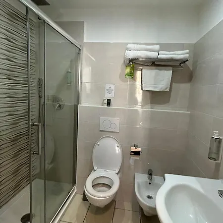 Hotel 26-3