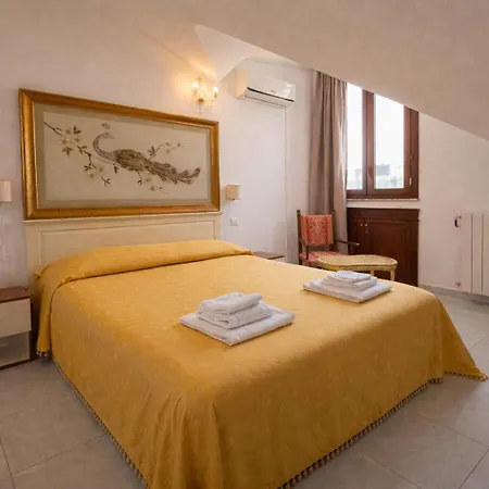 Euro Hotel Iglesias-3