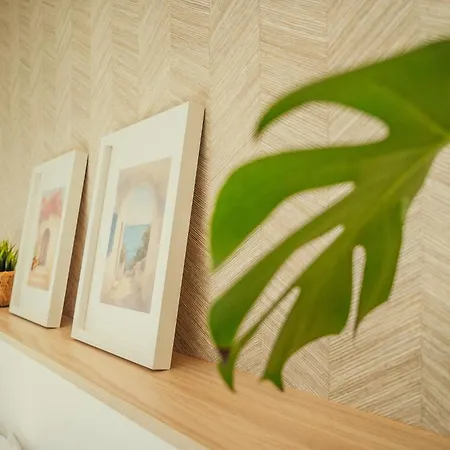 Beneste Nerja Hostal-2