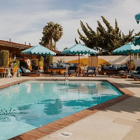 Skyview Los Alamos - 21 & Over Pool-2