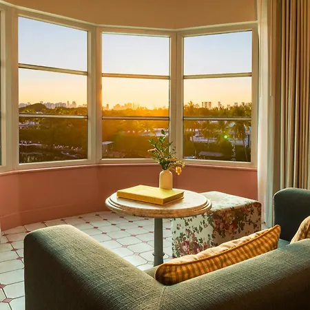Hotel Trouvail Miami Beach-3
