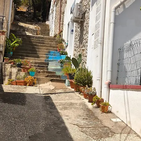 Sisinedda' S Home-2