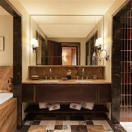Hotel Saint Roch-2