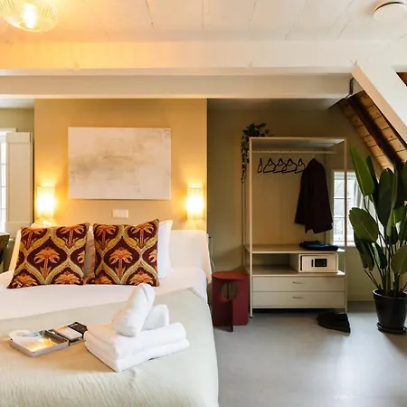 Brass Hotel-2