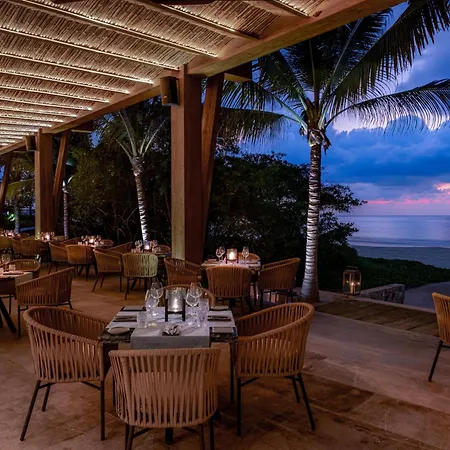 Conrad Punta De Mita-3