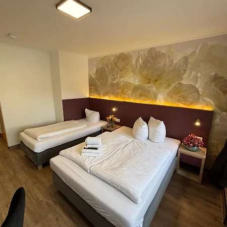 Hotel Meiendorfer Park Free Parking-2