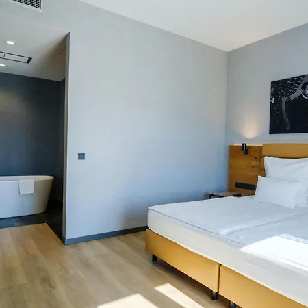 Mk Hotel Tirana-3