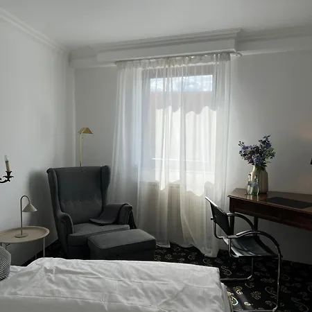 Landhaus Hotel Neuss-3