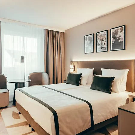 Leonardo Hotel Koeln-2